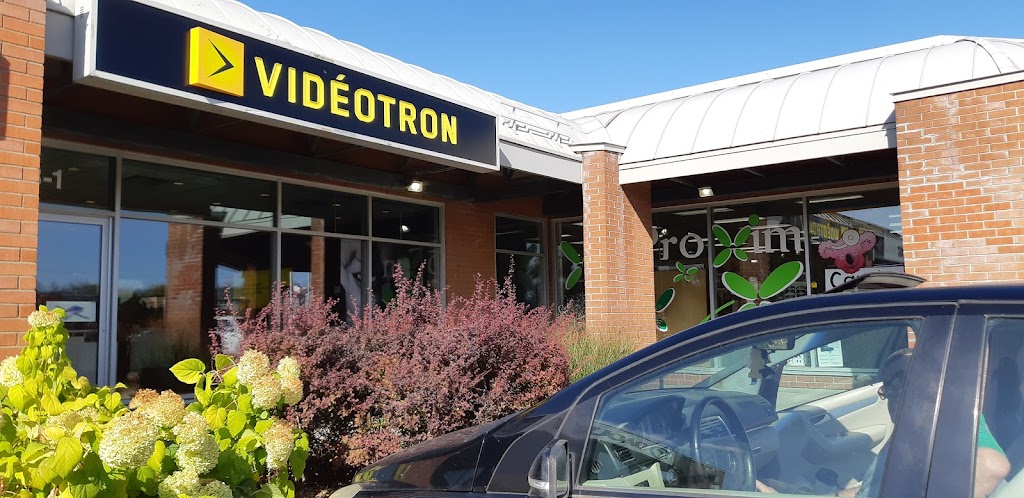 Magasin Vidéotron | 448 Rue Blainville E, Sainte-Thérèse, QC J7E 1N9, Canada | Phone: (579) 637-3014