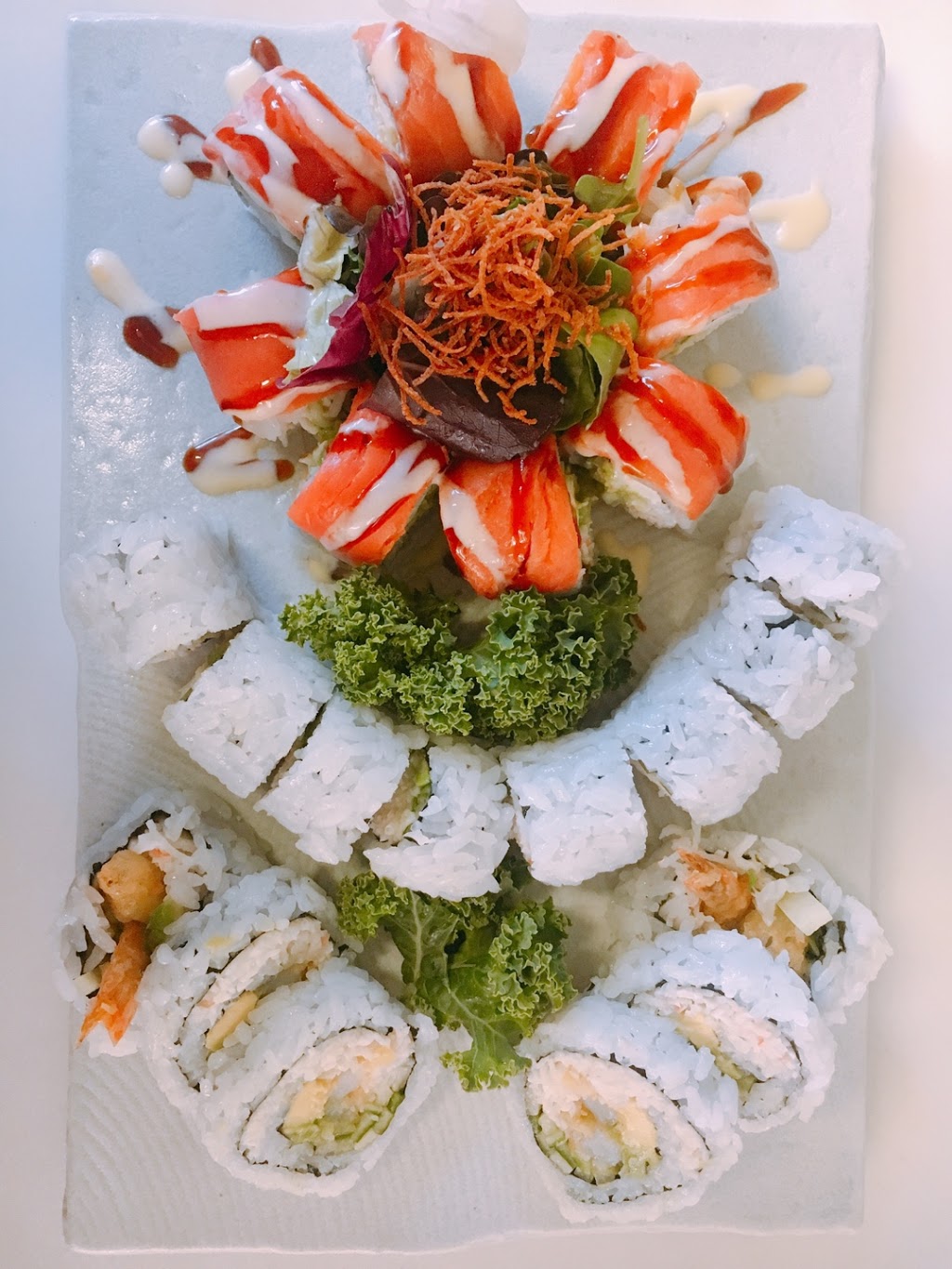 Chos Sushi | 311 19 St NW, Calgary, AB T2N 2J2, Canada | Phone: (403) 270-8818