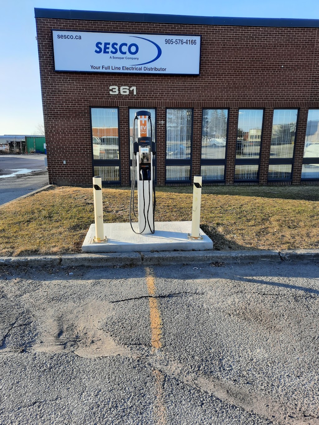 ChargePoint Charging Station | 361 Marwood Dr, Oshawa, ON L1H 7P8, Canada | Phone: (888) 758-4389