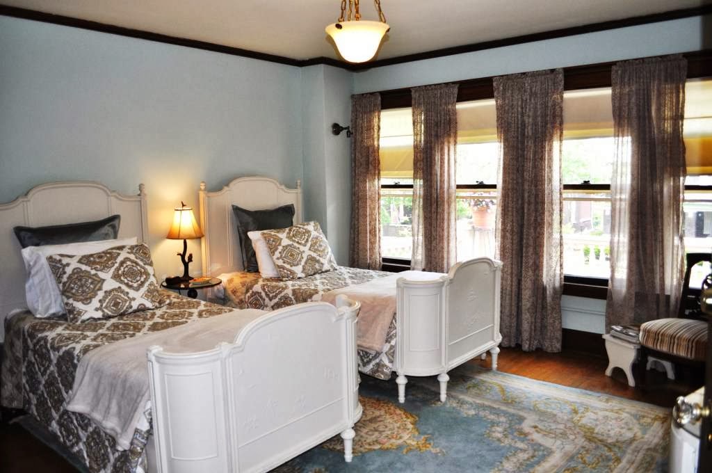 Park Place Bed & Breakfast | 740 Park Pl, Niagara Falls, NY 14301, USA | Phone: (716) 796-8782