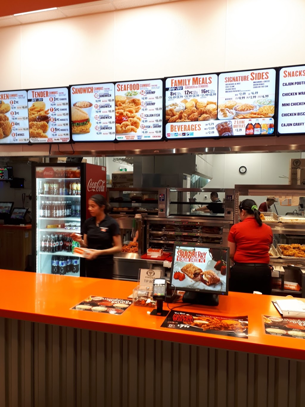 Popeyes | 14702 137 Ave NW, Edmonton, AB T6V 0M8, Canada | Phone: (780) 752-9888