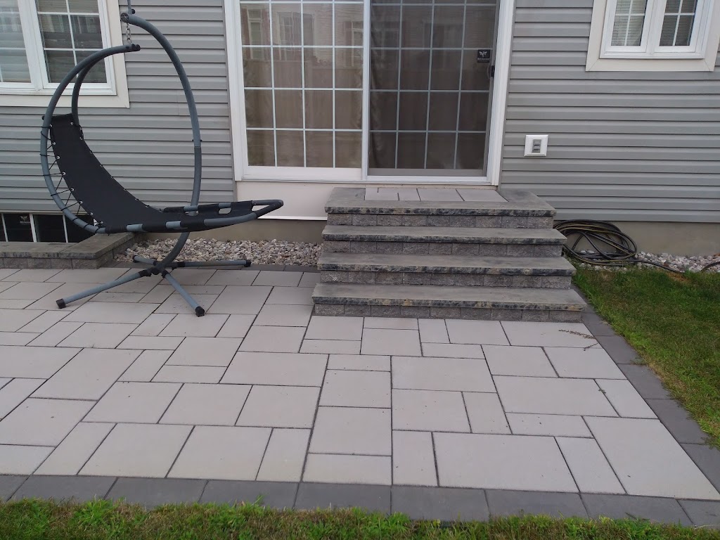 Pada Landscaping | 25 Warbonnet Dr, Nepean, ON K2E 5L9, Canada | Phone: (613) 899-9548