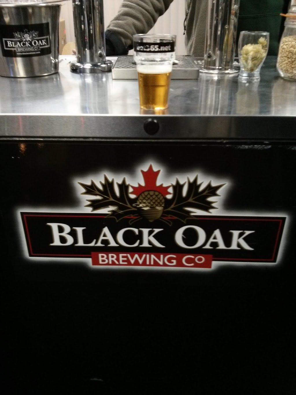 Black Oak Brewing Co. Ltd | 75 Horner Ave, Etobicoke, ON M8Z 4X5, Canada | Phone: (416) 252-2739