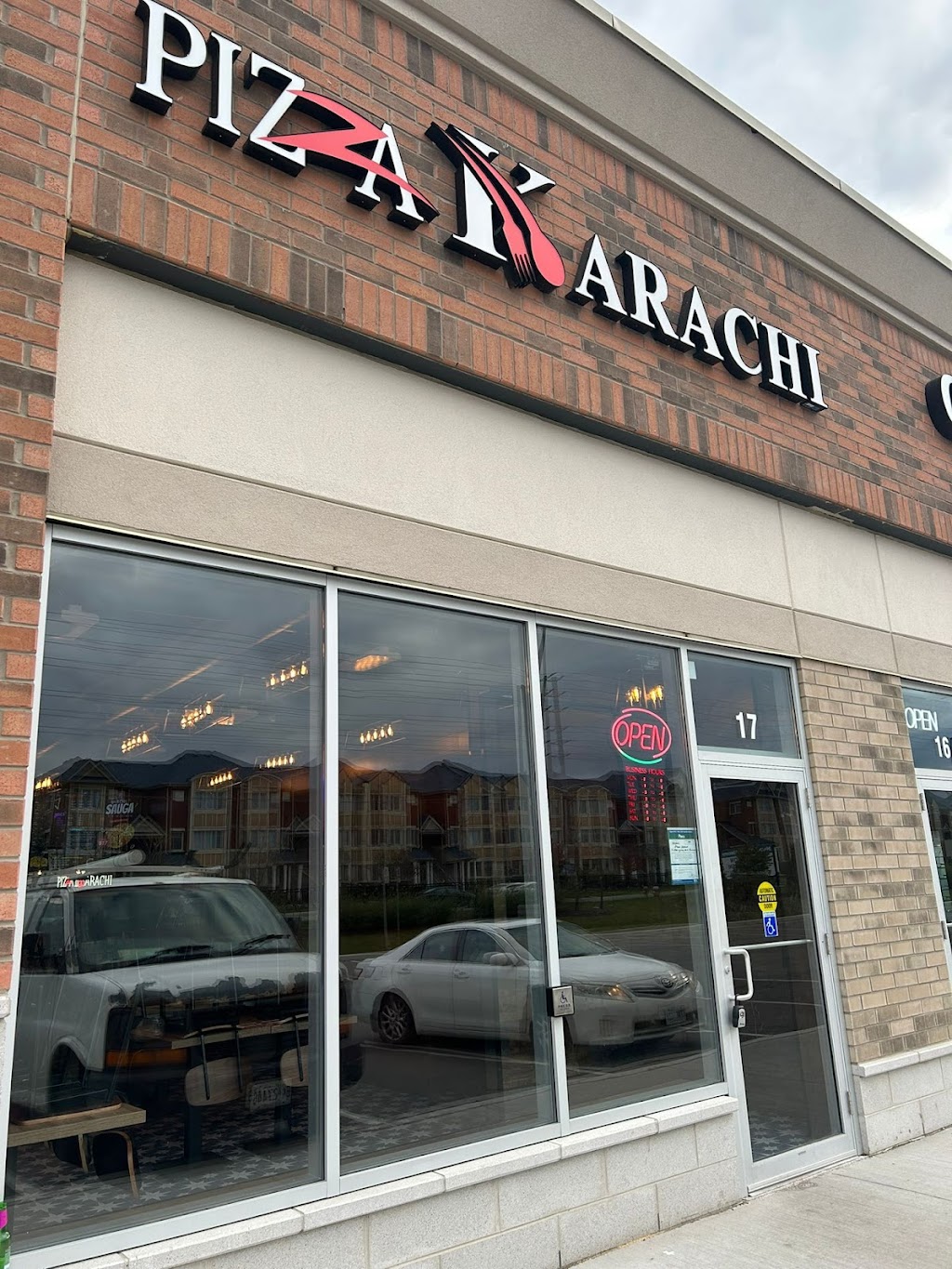 Pizza Karachi | 3960 Eglinton Ave W unit 17, Mississauga, ON L5M 7N4, Canada | Phone: (905) 569-0077