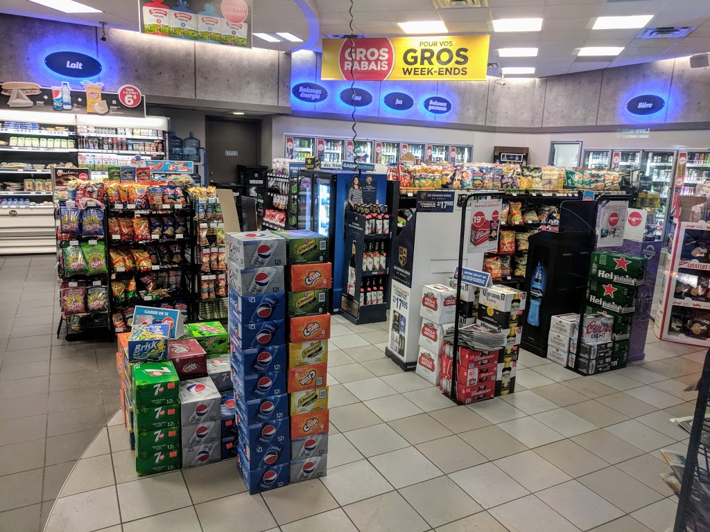 Esso | 22 Place du Commerce, Verdun, QC H3E 1V7, Canada | Phone: (514) 769-9503