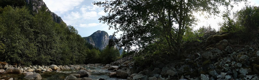 John Hunter Park | Hemlock Ave, Squamish, BC V0N 1T0, Canada