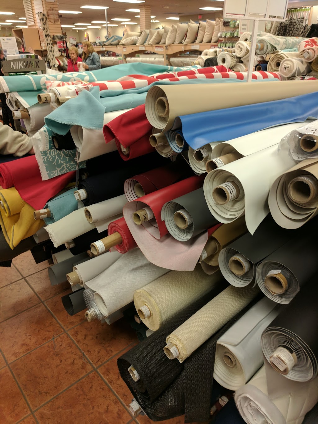 Fabricville - Fabric Store | 100 Pleasant St, Moncton, NB E1A 2V1, Canada | Phone: (506) 858-0445