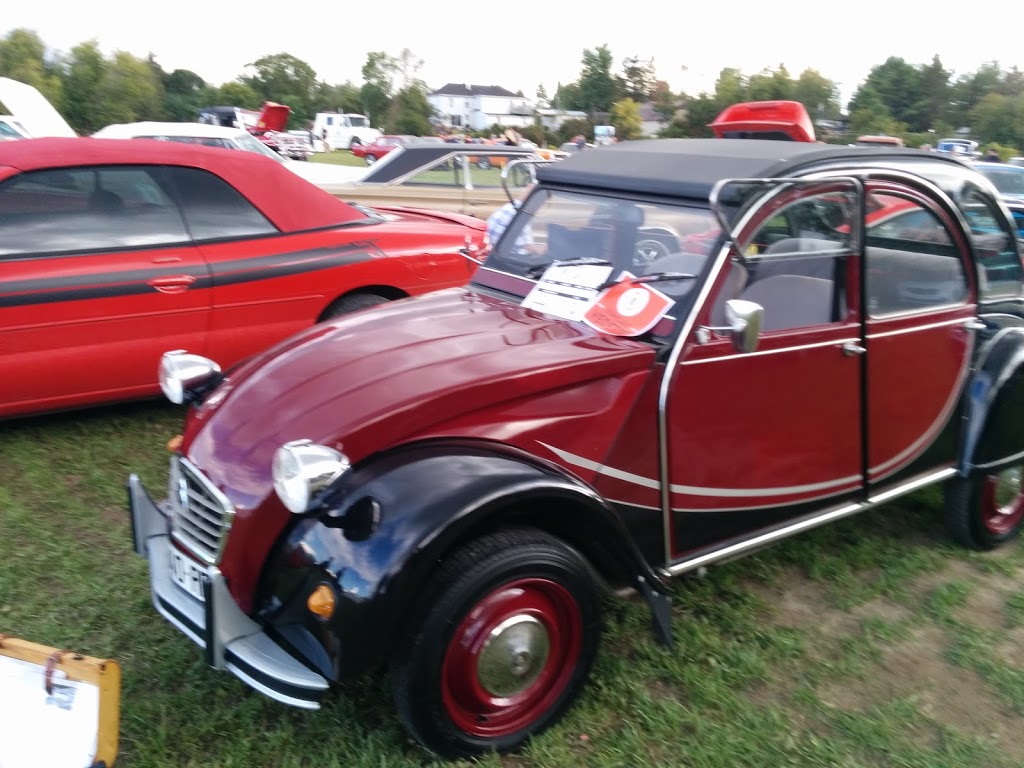 Carrosserie Vintage | 4196 Route des Rivières, Saint-Étienne-de-Lauzon, QC G6J 1E4, Canada | Phone: (418) 496-6010