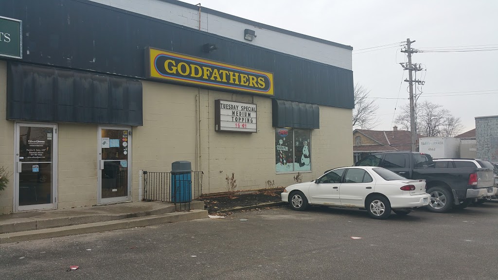 Godfathers Pizza - Forest | 50 King St W, Forest, ON N0N 1J0, Canada | Phone: (519) 786-5755