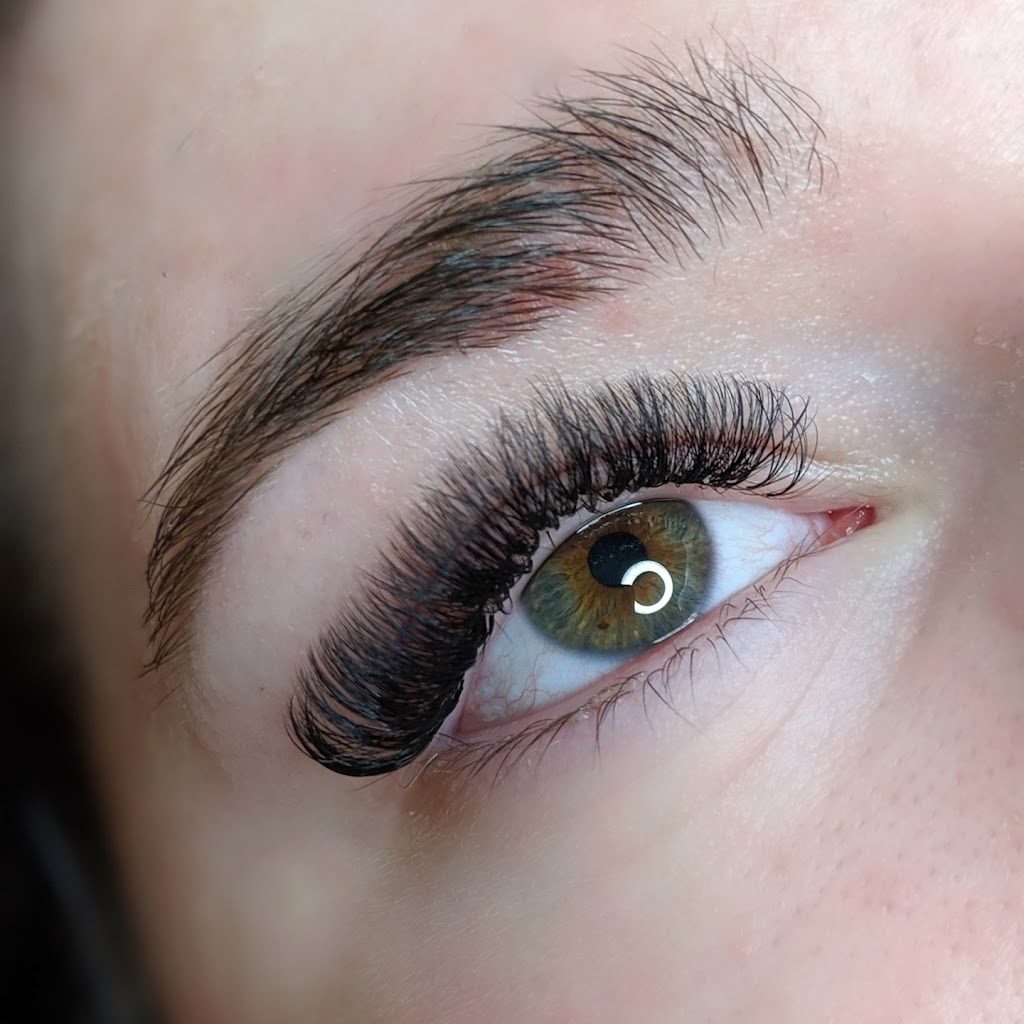 Lashes by Becky | 2021 Sixth Line, Oakville, ON L6H 4S2, Canada | Phone: (905) 208-2788