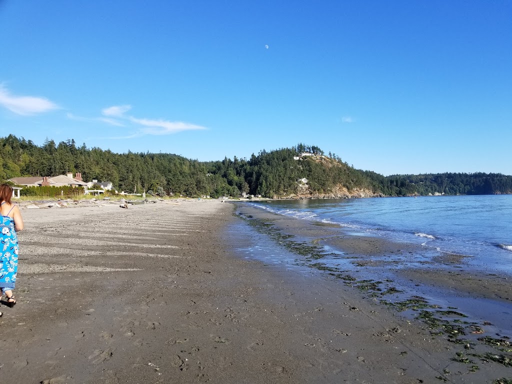 Alexander Beach | 3999 Laura Jo Pl, Anacortes, WA 98221, USA