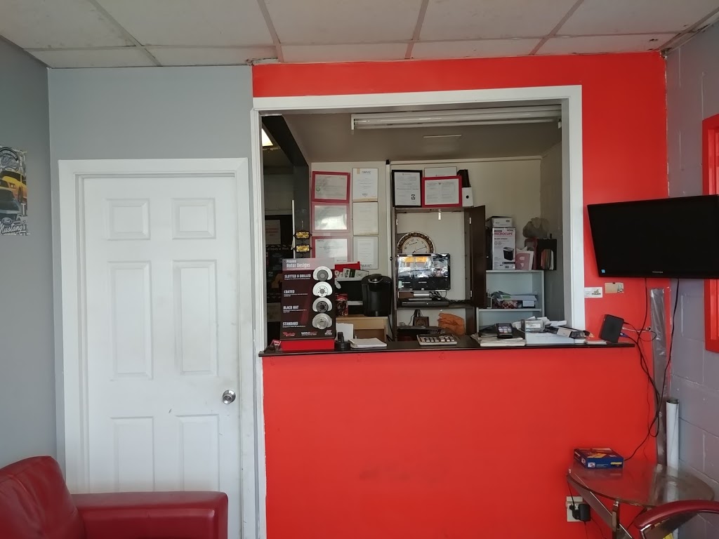 Baroud Auto | 1741 Cyrville Rd, Gloucester, ON K1B 3K8, Canada | Phone: (613) 748-5555