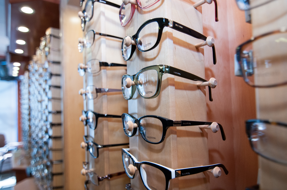 Dr. DOrio Eye Care Clinic | 2100 Finch Ave W Suite 304, North York, ON M3N 2Z9, Canada | Phone: (416) 661-5555