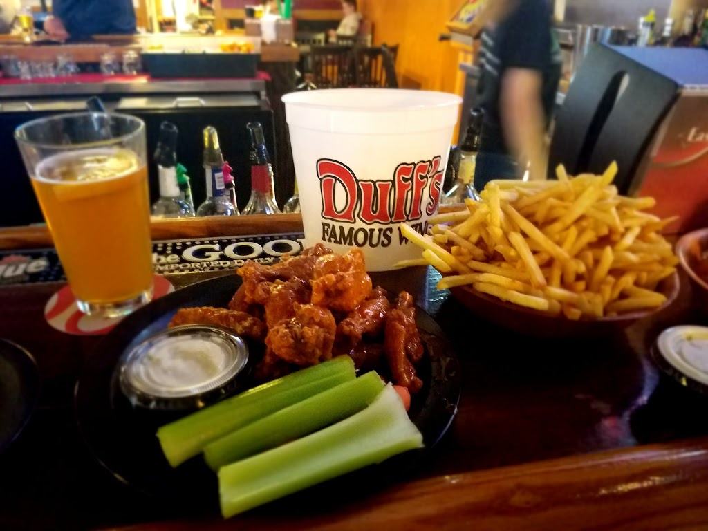 Duffs Famous Wings | 550 Dick Rd, Depew, NY 14043, USA | Phone: (716) 683-3090