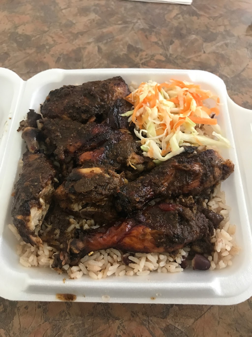 Willys Jerk | 3024 Hurontario St, Mississauga, ON L5B 4M4, Canada | Phone: (905) 270-1482