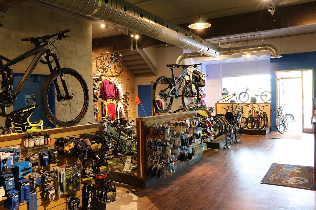 Messier Bicyclettes inc. | 254 Rue Richelieu, Saint-Jean-sur-Richelieu, QC J3B 6X9, Canada | Phone: (450) 347-4925