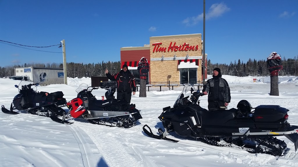 Tim Hortons | 323 QC-172, Saint-Ambroise, QC G7P 2N5, Canada | Phone: (418) 672-4576