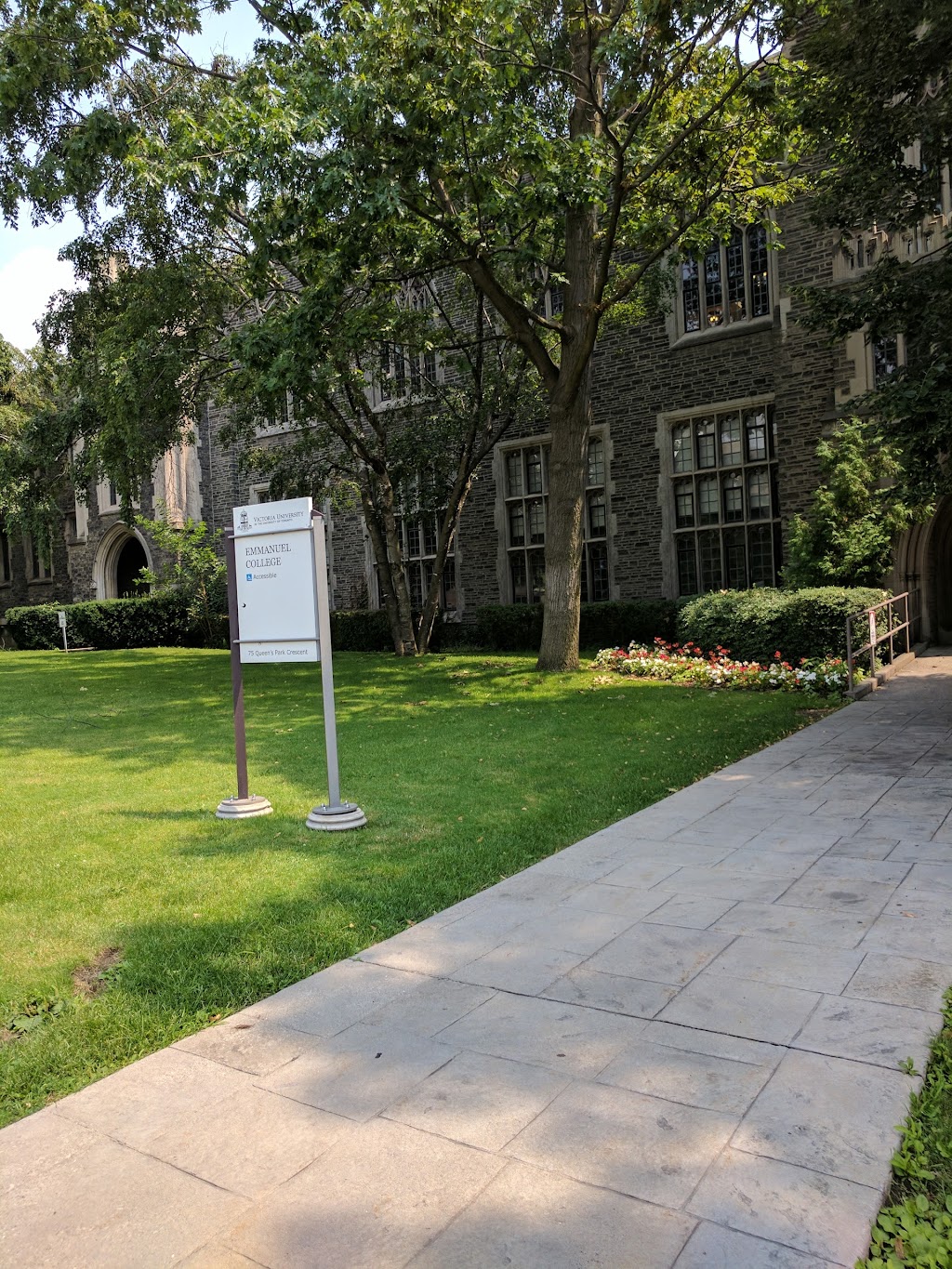 Emmanuel College | 75 Queens Park Cres E, Toronto, ON M5S 1K7, Canada | Phone: (416) 585-4539