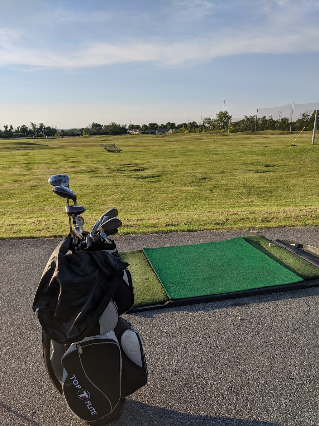 White Sands Golf Course and Practice Centre | 1705 St Joseph Blvd, Orléans, ON K1C 7L1, Canada | Phone: (613) 837-4653