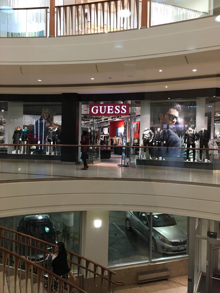 GUESS | 25 Peel Centre Dr, Brampton, ON L6T 3R5, Canada | Phone: (905) 487-0112