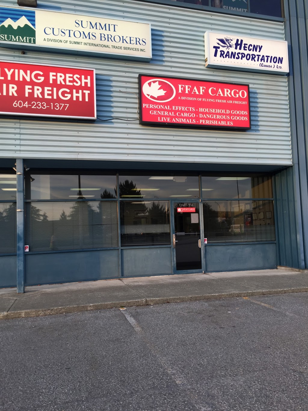 Flying Fresh Air Freight | 5200 Miller Rd, Richmond, BC V7B 1K7, Canada | Phone: (604) 233-1377