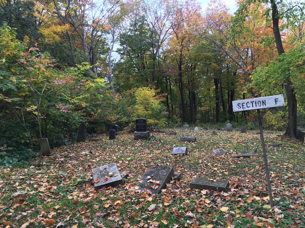 Cimetière Notre-Dame-de-Belmont | 701 Avenue Nérée-Tremblay, Québec, QC G1N 4R8, Canada | Phone: (418) 527-2975