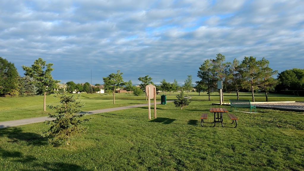 Les Magnusson Park | 115 Albert St, Steinbach, MB R5G 2B4, Canada