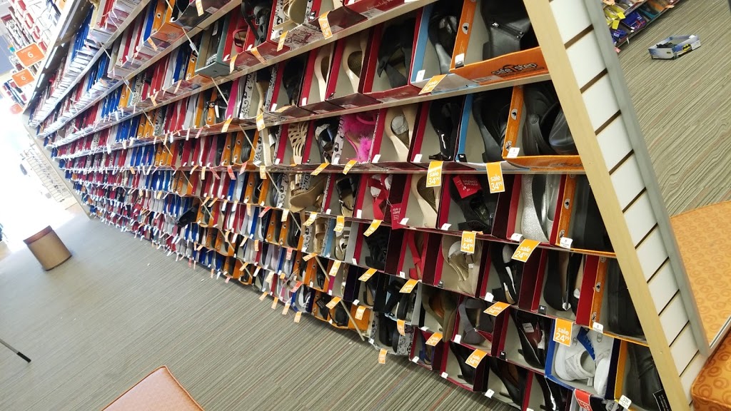 Payless ShoeSource | 1400 Ottawa St S Ste A6, Kitchener, ON N2E 4E2, Canada | Phone: (519) 568-7559