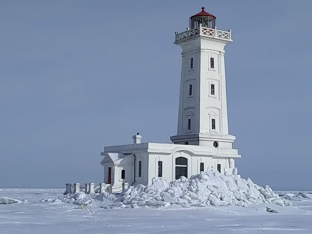 Point Abino Lighthouse | Point Abino Lighthouse, Point Abino Rd S, Fort Erie, ON, Canada | Phone: (905) 871-1600 ext. 2431