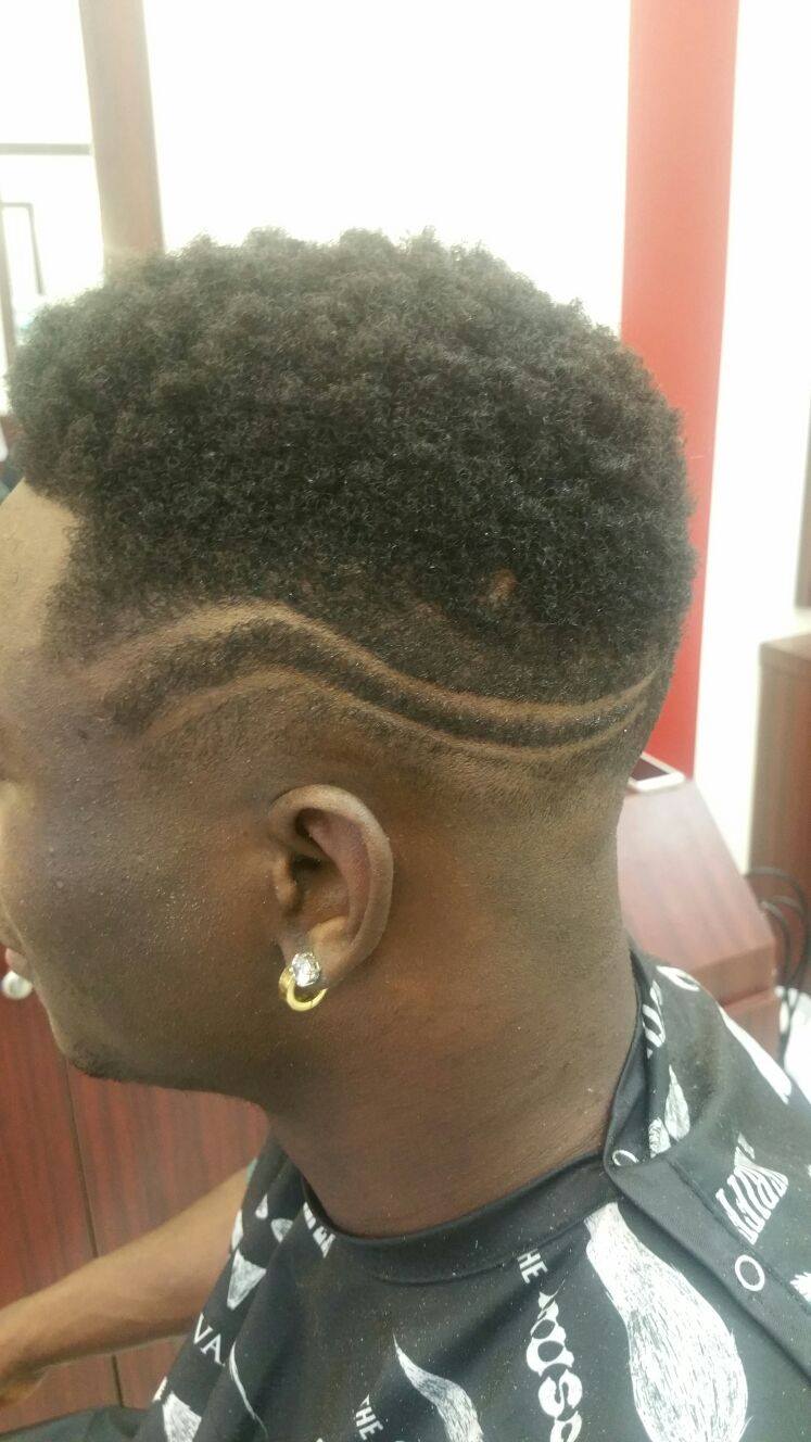 Walkers Finest Barber Shop | 130 Riocan Avenue #2, Nepean, ON K2J 5G4, Canada | Phone: (613) 843-0856