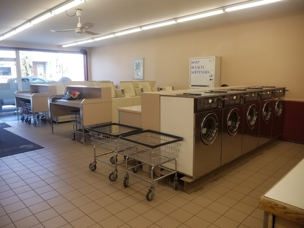 Beaulieu & Sons Laundromat | 755 Boulevard des Érables suite 140, Salaberry-de-Valleyfield, QC J6T 6G3, Canada | Phone: (450) 373-8120