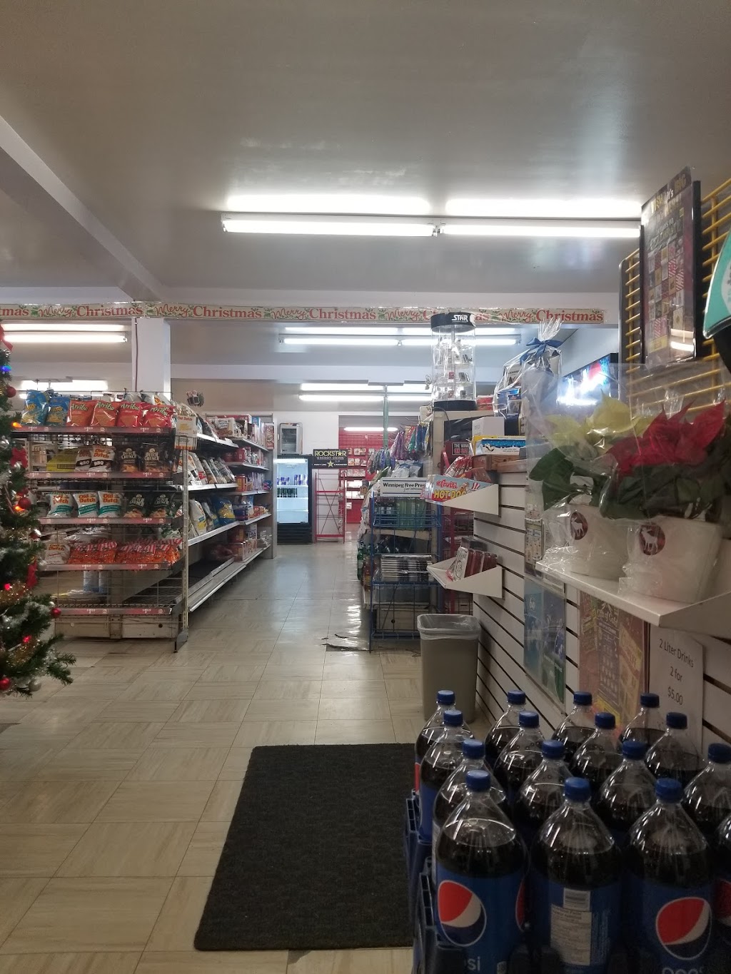 Myles Corner Store | 203 Park Ave, Lac du Bonnet, MB R0E 1A0, Canada | Phone: (204) 345-8233