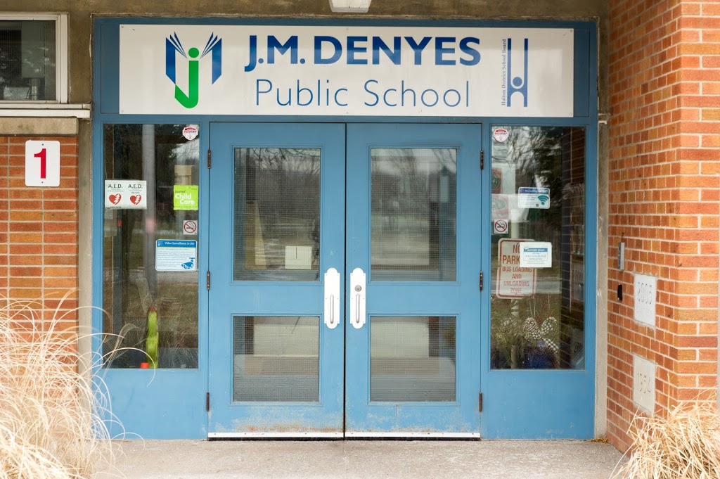 J.M. Denyes Public School | 215 Thomas St, Milton, ON L9T 2E5, Canada | Phone: (905) 878-2379