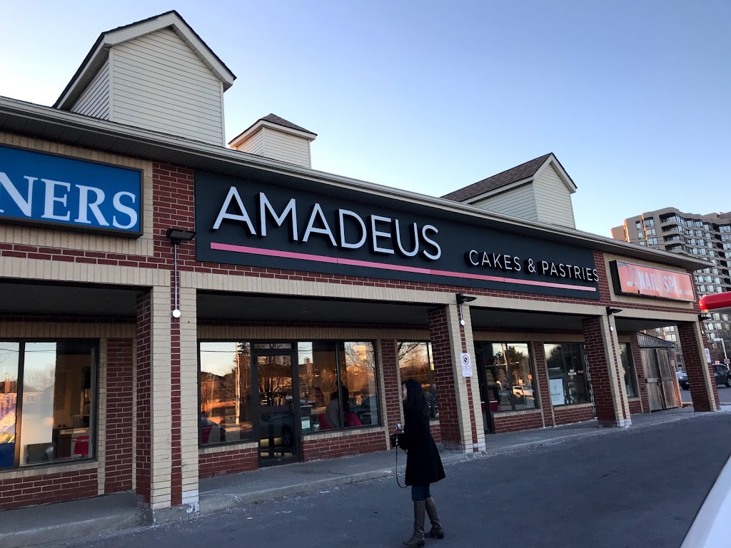 Amadeus Patisserie | 7380 Bathurst St, Thornhill, ON L4J 7M1, Canada | Phone: (905) 882-9957