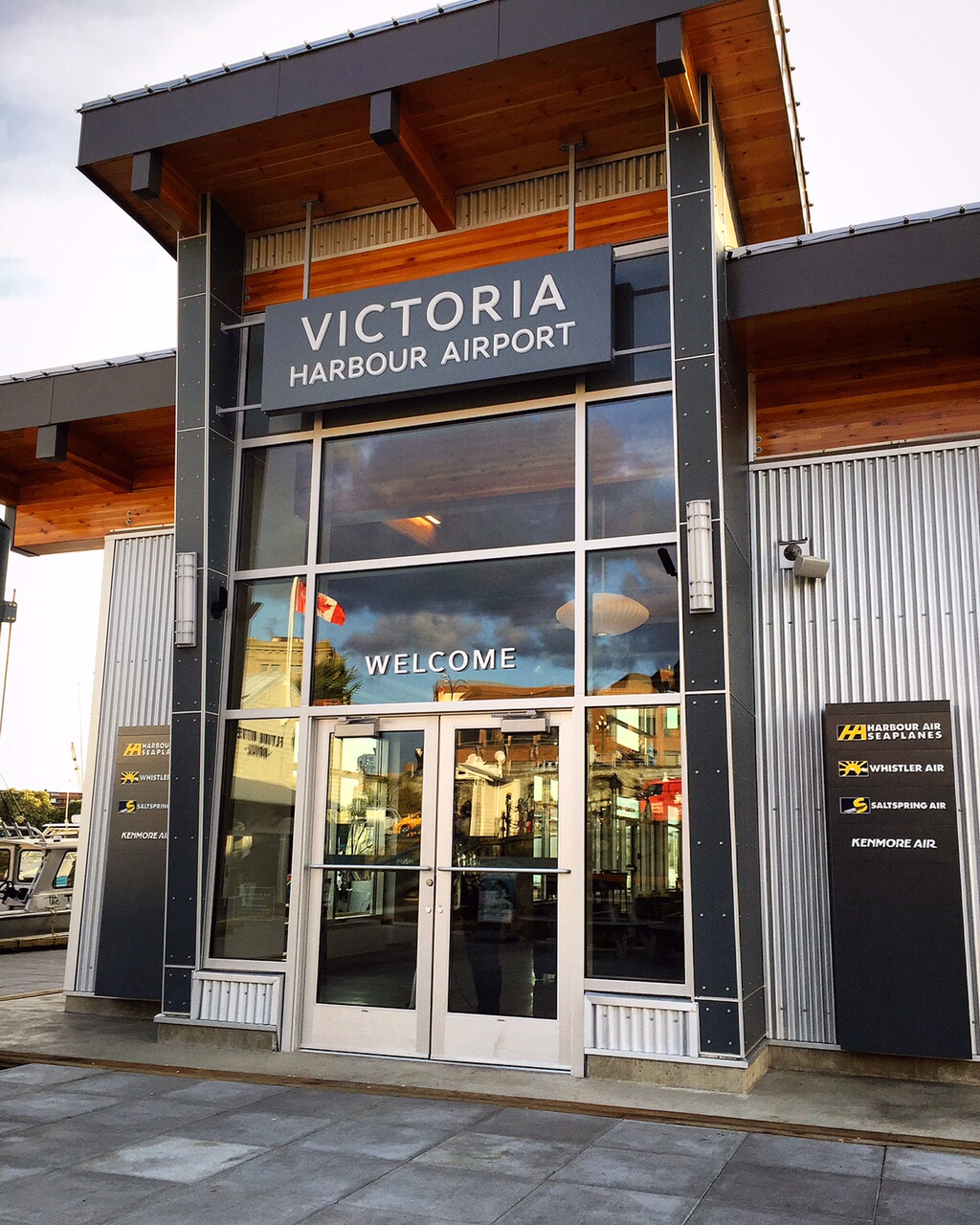 Signs Victoria | 852 Devonshire Rd, Victoria, BC V9A 4T4, Canada | Phone: (250) 382-7614