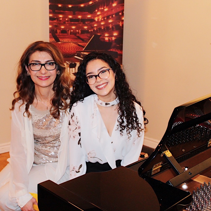 Karine Gasper Piano Studio | 40 Harding Blvd W, Richmond Hill, ON L4C 9S5, Canada | Phone: (416) 471-2595