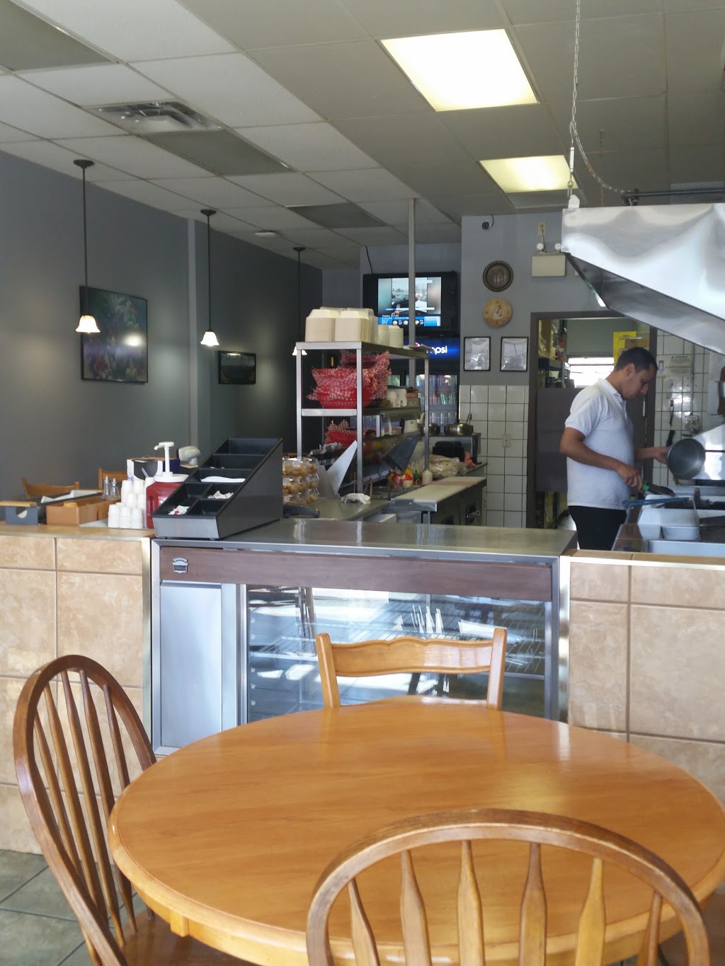 Donair Station | 17234 95 Ave NW, Edmonton, AB T5T 6P1, Canada | Phone: (780) 489-5464