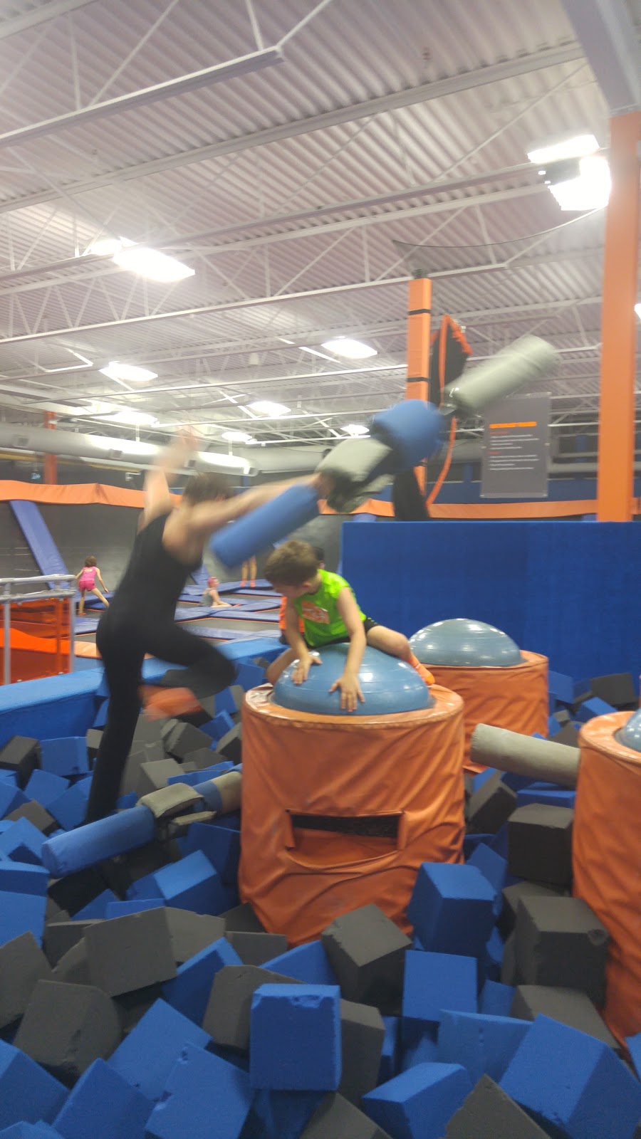 Sky Zone Trampoline Park | 333 Ontario St, St. Catharines, ON L2R 5L3, Canada | Phone: (289) 362-3377