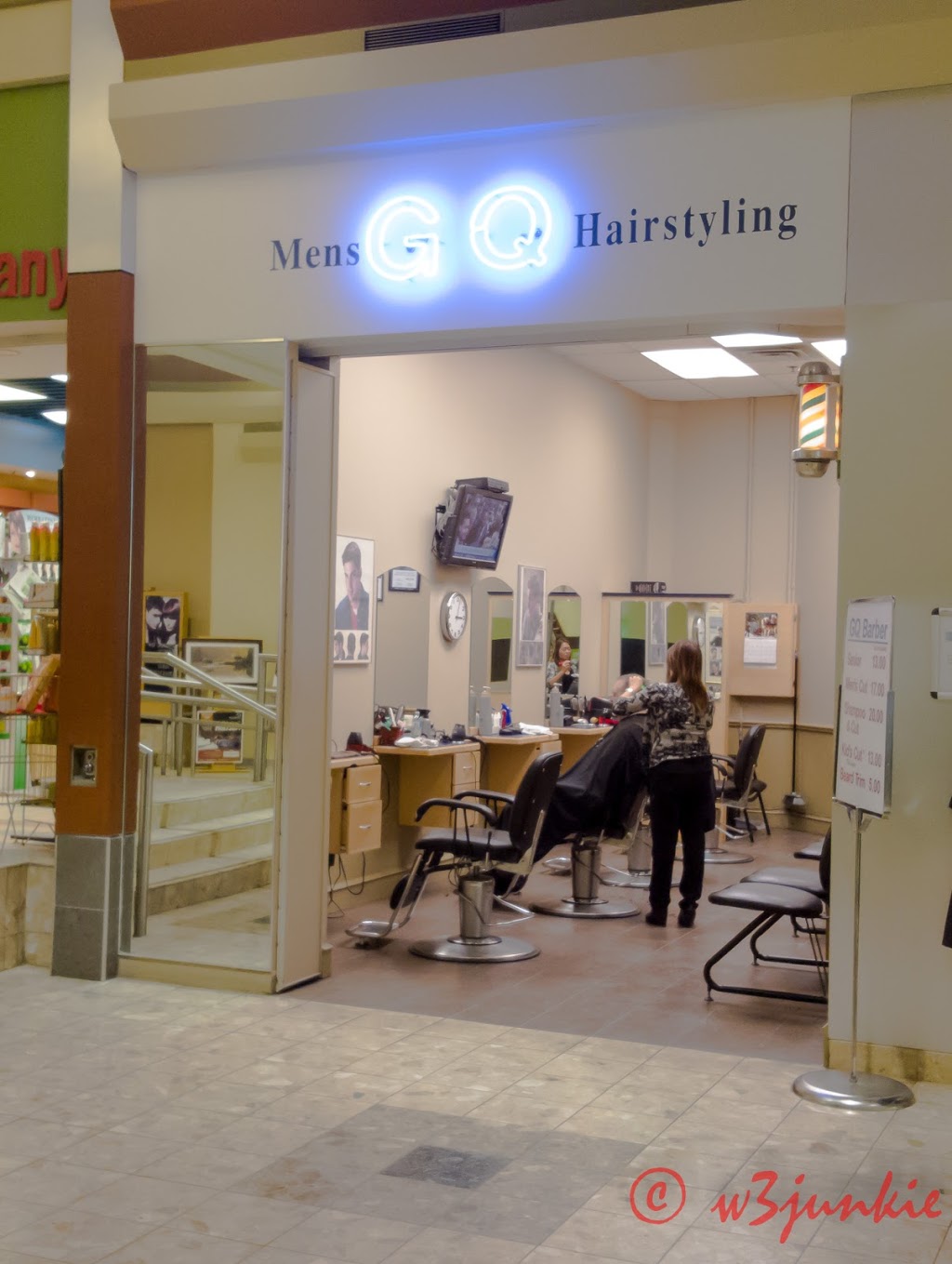 G Q Barber Shop | 1980 Ogilvie Rd, Gloucester, ON K1J 9L3, Canada | Phone: (613) 745-9893