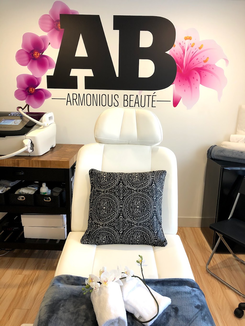 Armonious Beauté//ipl , photorajeunissement,microneedling | 601 Bd Iberville local 117A, Repentigny, QC J6A 2C2, Canada | Phone: (514) 977-1292