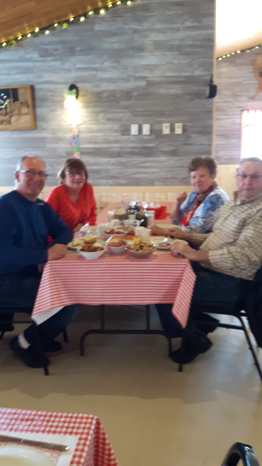 Cabane A Sucre De LErabliere | 1443 Chem. de la Lièvre S, Mont-Laurier, QC J9L 3G3, Canada | Phone: (819) 623-2176