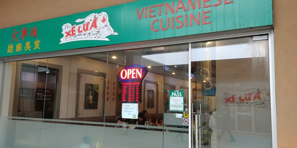 Pho Xe Lua Vietnamese Restaurant | 157 Ravel Rd, North York, ON M2H 1T1, Canada | Phone: (416) 490-8822