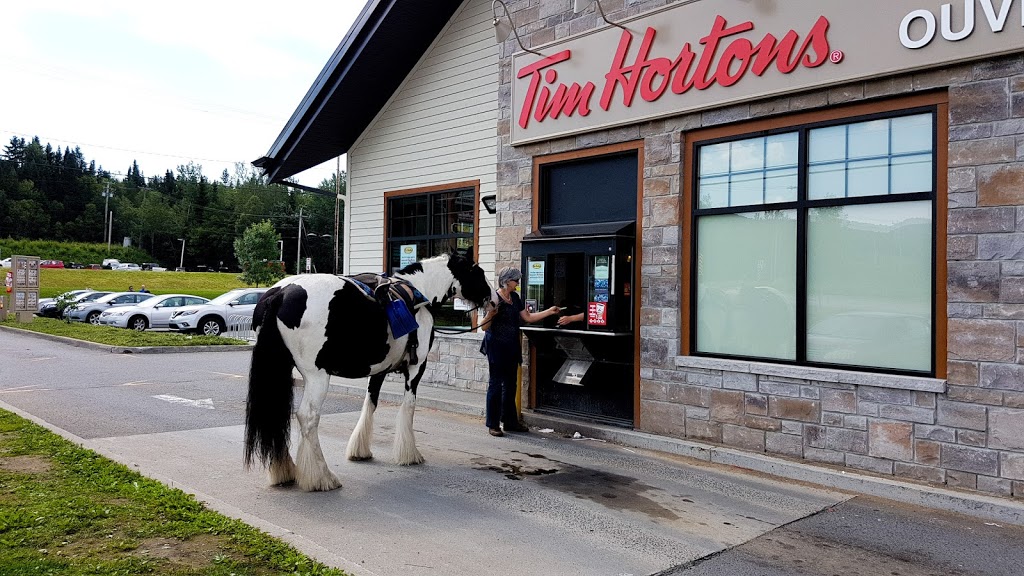 Tim Hortons | 2 Avenue Tewkesbury Bureau # 107, Stoneham-et-Tewkesbury, QC G3C 2K6, Canada | Phone: (418) 848-2699