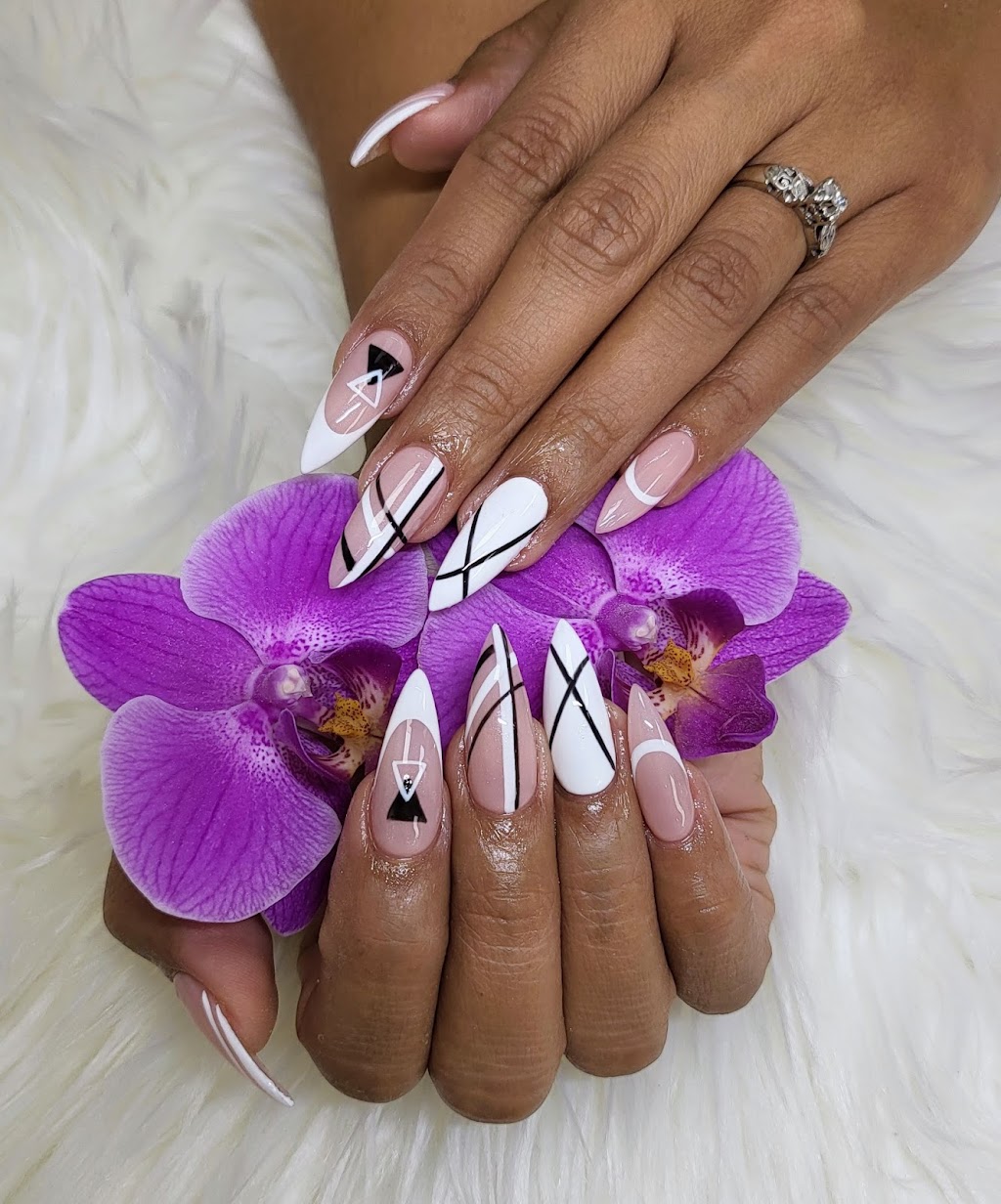 QS Nails Salon | 75 Rylander Blvd, Scarborough, ON M1B 5M5, Canada | Phone: (416) 282-3600