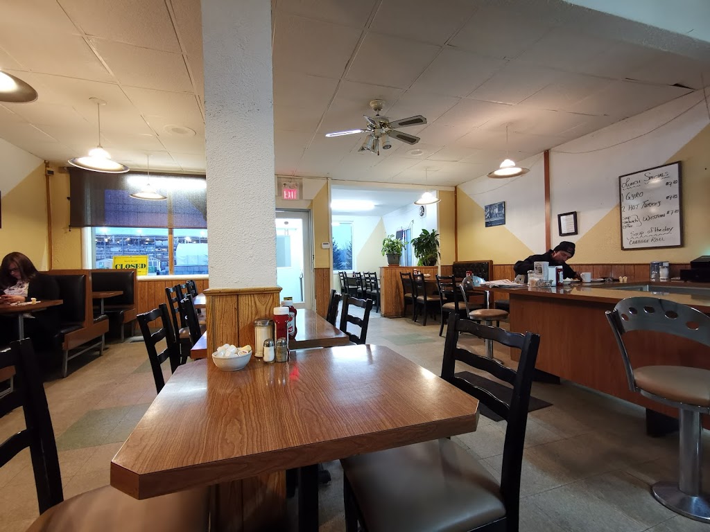 Woodward Restaurant | 430 Woodward Ave, Hamilton, ON L8H 3E5, Canada | Phone: (905) 547-2827