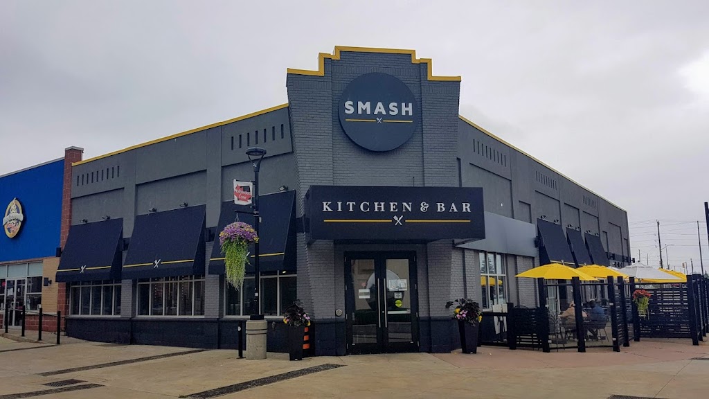 Smash Kitchen & Bar | 75 Consumers Dr, Whitby, ON L1N 9S2, Canada | Phone: (905) 940-2000 ext. 2