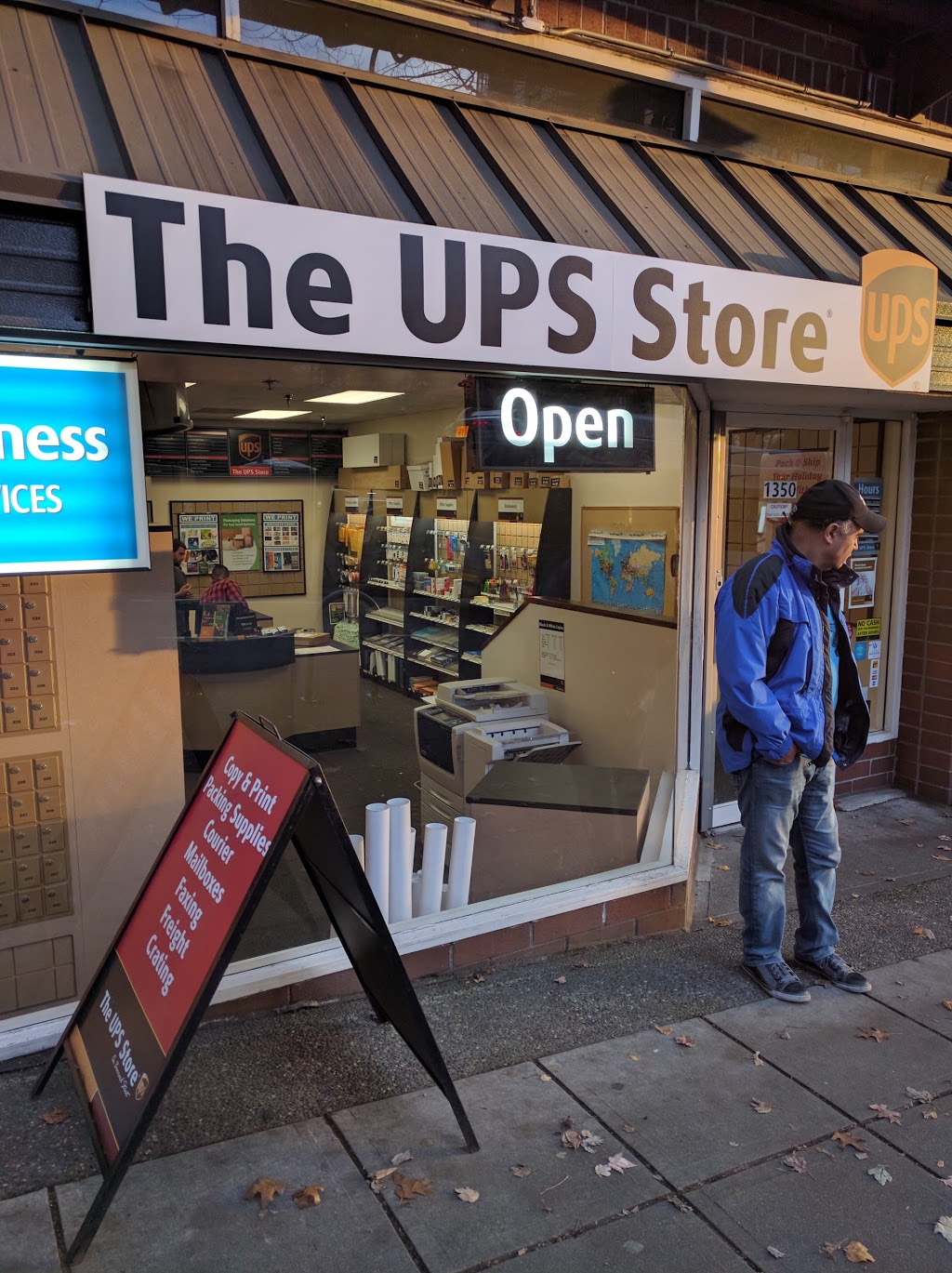 The UPS Store #424 | 1350 Burrard St, Vancouver, BC V6Z 0C2, Canada | Phone: (604) 559-5446