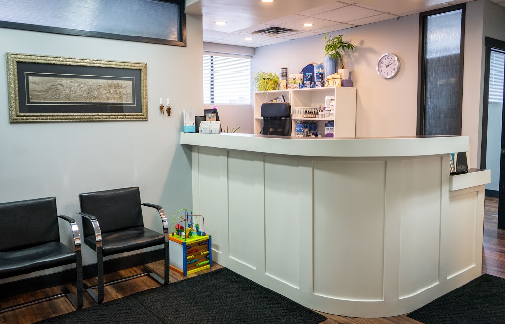 Centre for Chiropractic and Sports Rehabilitation | 1640 16 Ave NW #303, Calgary, AB T2M 0L6, Canada | Phone: (403) 282-8989