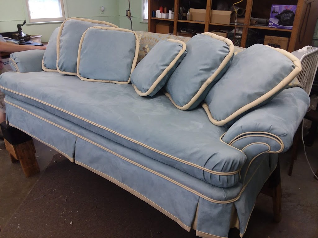 Dons Upholstery Shop | 2612 Range Rd, Port Huron, MI 48060, USA | Phone: (810) 982-9879