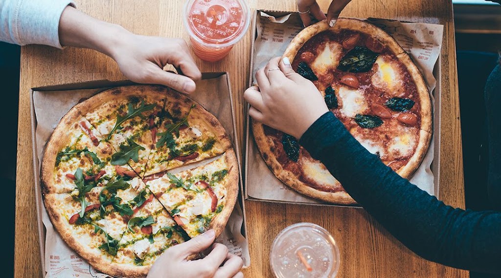 Blaze Pizza | 701 Park Royal N, West Vancouver, BC V7T 1H9, Canada | Phone: (604) 800-5329